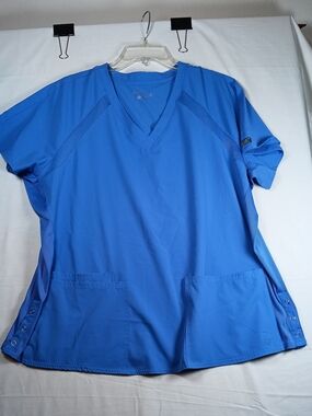 Med Couture Women’s V-Neck Scrub Top in Royal Blue